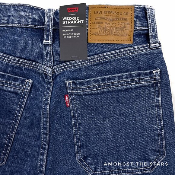 Levi's Wedgie Straight High Waisted Utility Jeans - Picture 16 of 16